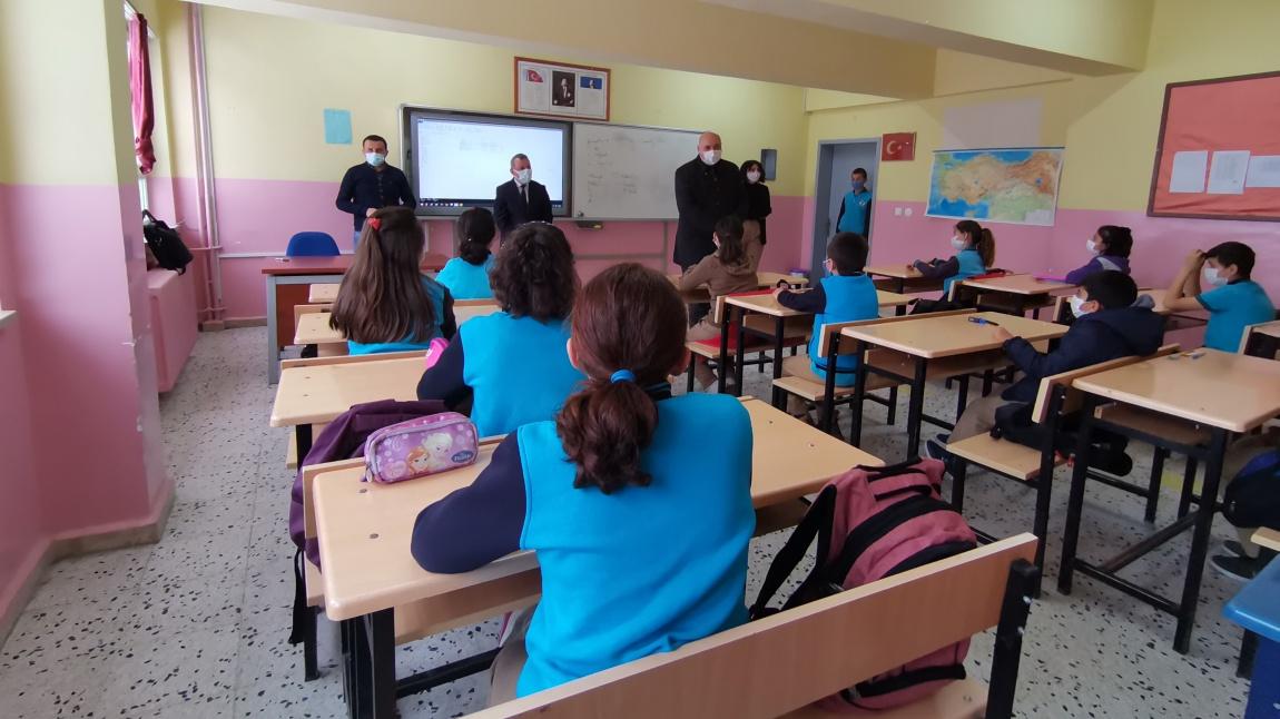 İlçe Milli Eğitim Müdürü Ercan GÜLTEKİN Bugün Okulumuzu Ziyaret Etti