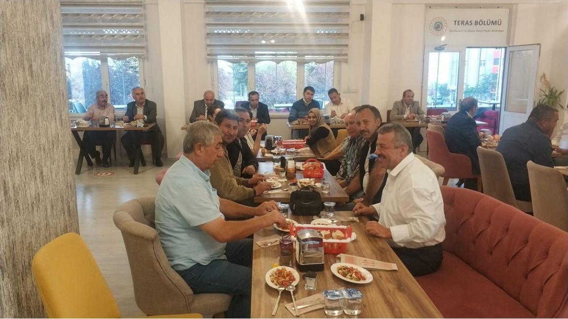 Tayini Çıkan Şube Müdürümüz Mustafa Turgut' a Veda Yemeği Düzenlendi
