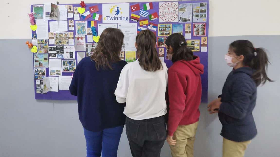 Kızılca Ortaokulunun Yeni Bir e-Twinning Projesi Daha Kabul Edildi